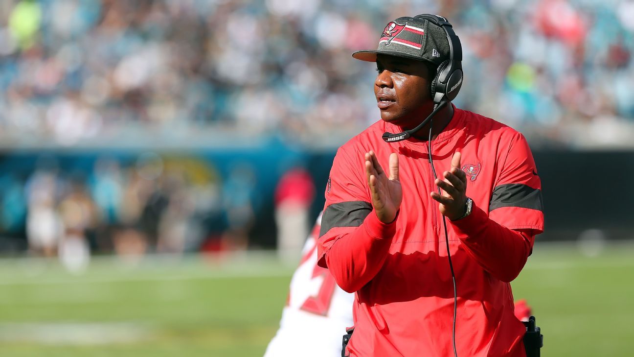 Tampa Bay Buccaneers offensive coordinator Byron Leftwich to interview for Jacks..