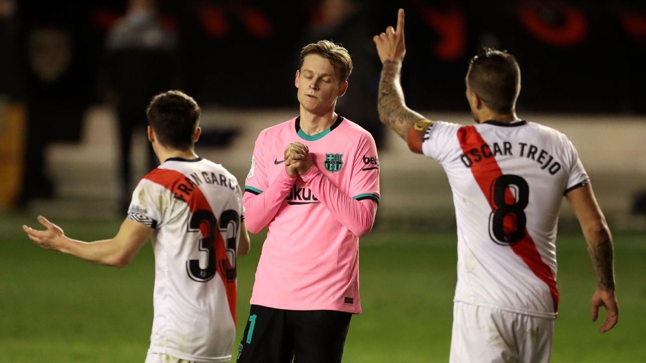 Young toma los galones en el Barça