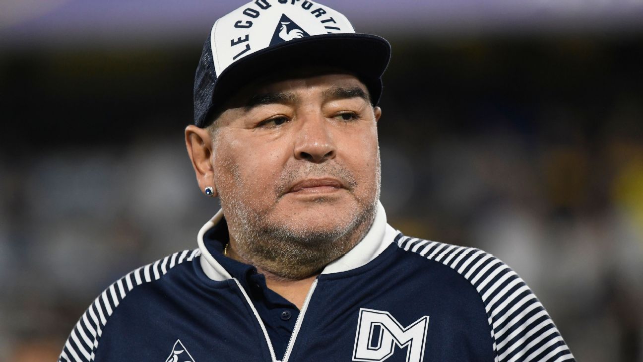 The conversations between the neurosurgeon and the psychiatrist Maradona are revealed