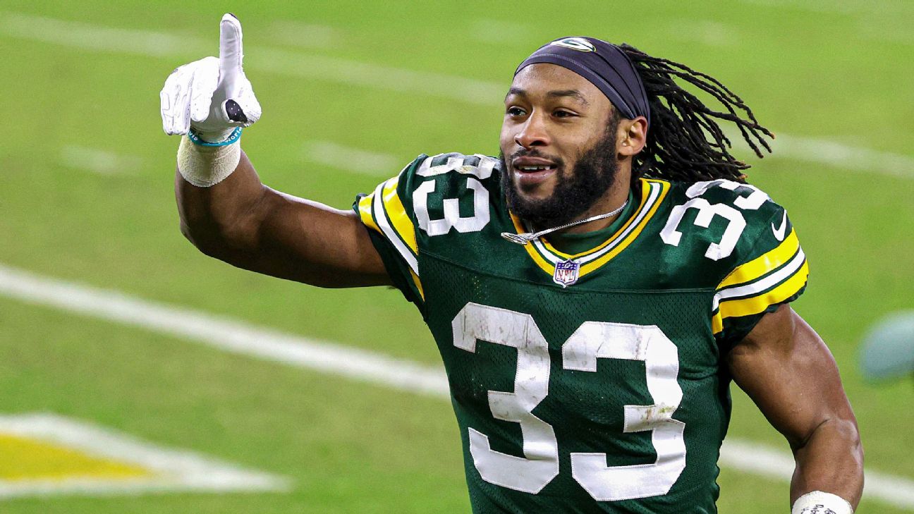 Green Bay Packers add pocket to Aaron Jones' jersey so he can play with dad's as..