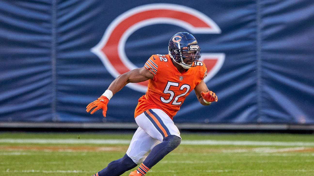 chicago-bears-2021-roster-turnover-questions-at-center-remain-windy