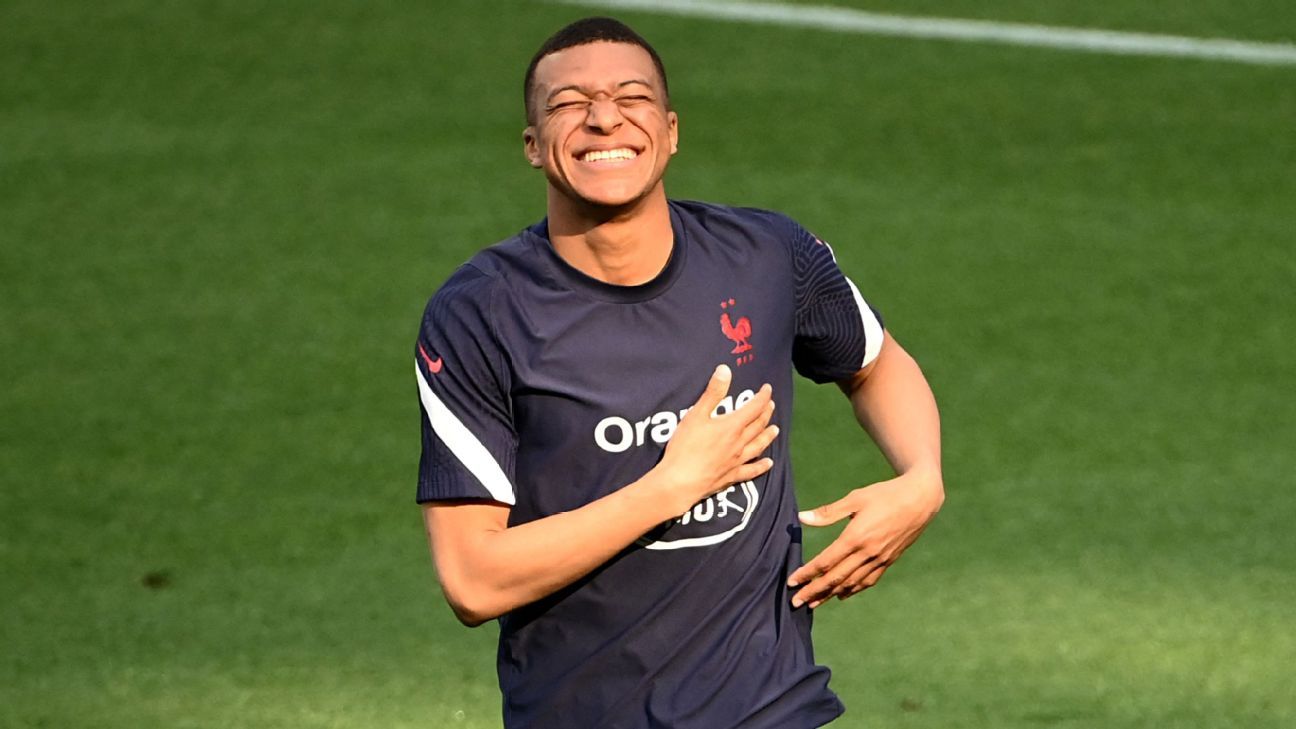 ¿Cómo enfureció al Real Madrid la oferta de Mbappé y su publicación contra el astro del Paris Saint-Germain?