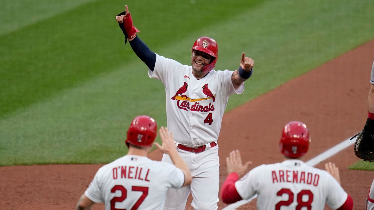 Photos: Molina and Wainwright during the first week of Cardinals spring  training