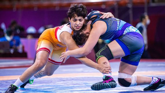 No Food, No Water: How Wrestlers 'Cut Weight' Before The Big Events