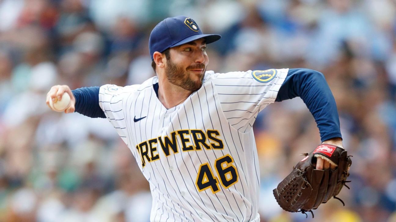 Milwaukee Brewers pitcher John Curtiss has torn UCL in right elbow