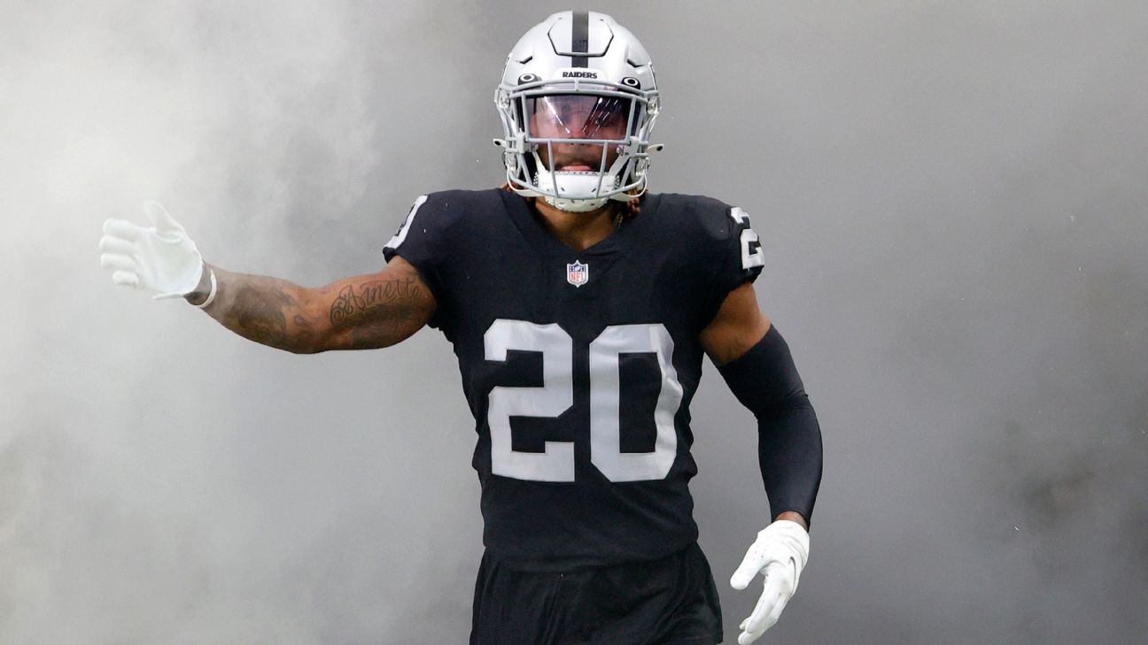 Las Vegas Raiders cut 2020 first-round CB Damon Arnette after video with  death threats - ESPN