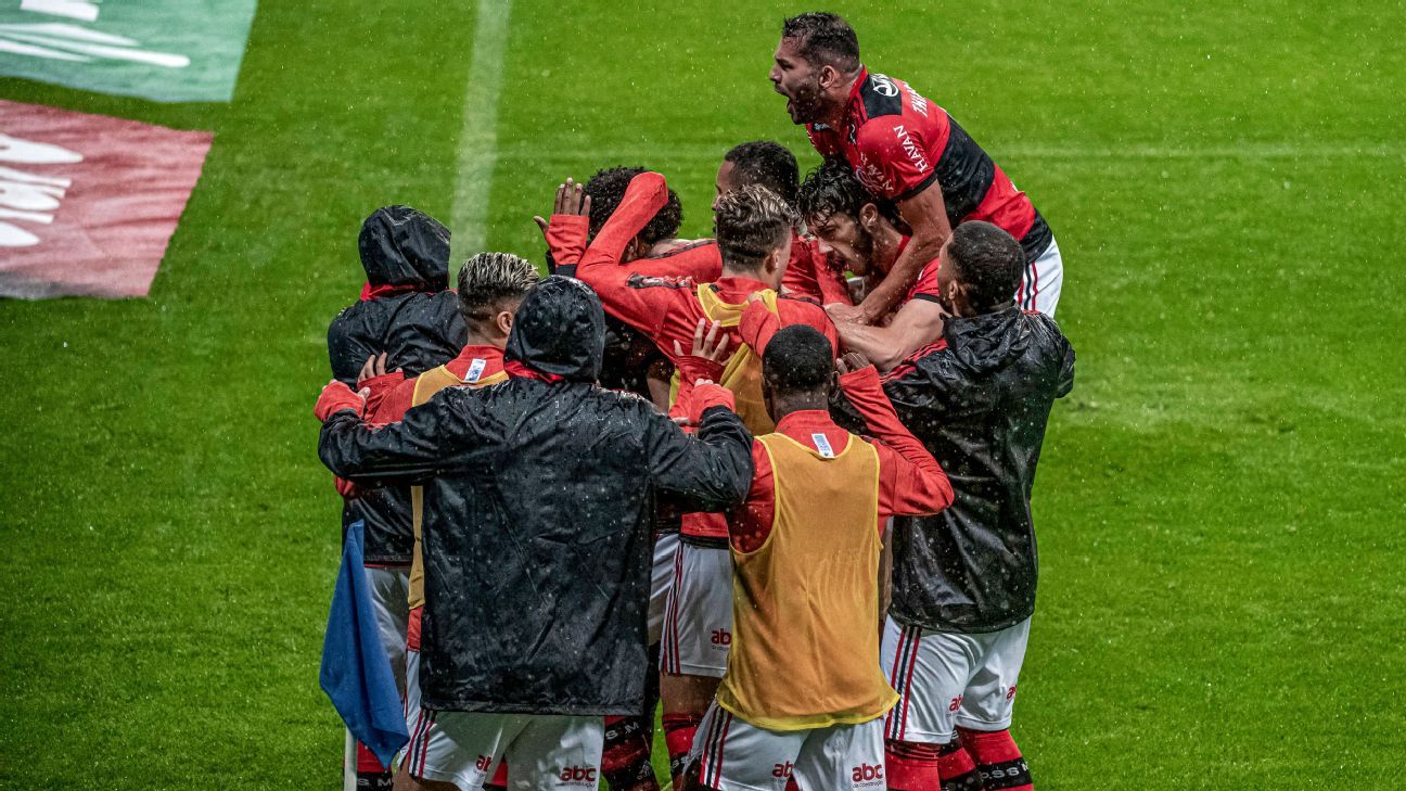 Mengão escalado para o confronto contra o Grêmio; confira