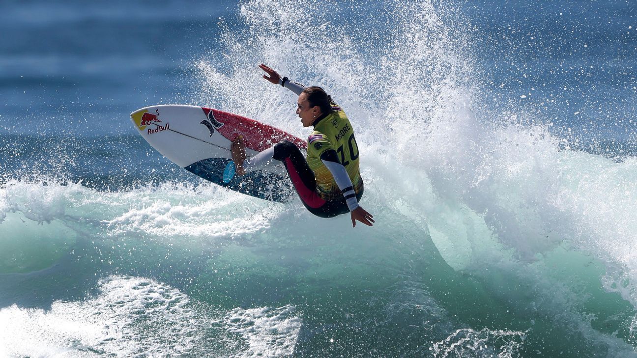 Carissa Moore, Gabriel Medina win World Surf League titles at Lower ...