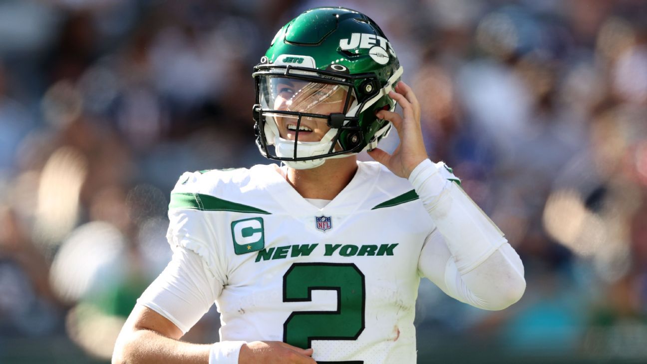 Notebook  Jets QB Mike White: 'Never in My Mind to Not Get Back In the  Game'