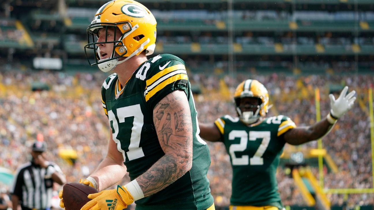 Packers release TE Jace Sternberger