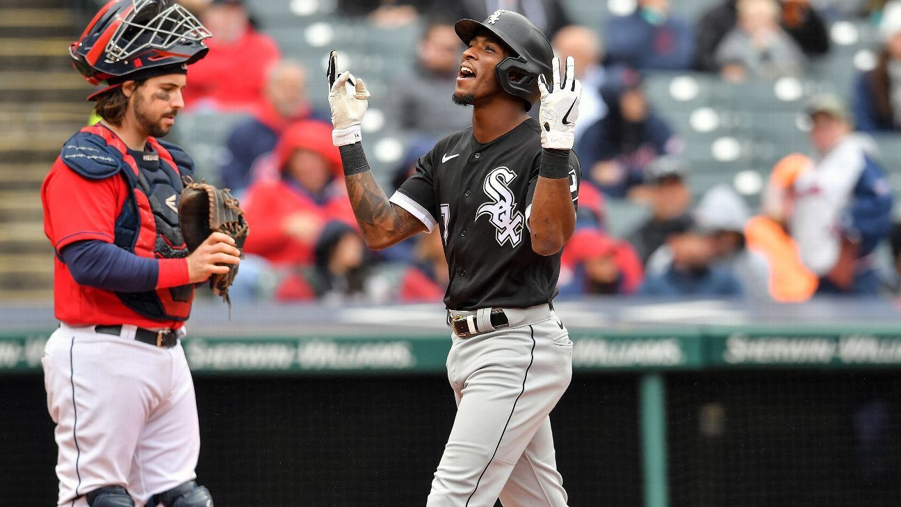 Chicago White Sox clinch AL Central title, second straight playoff appearance