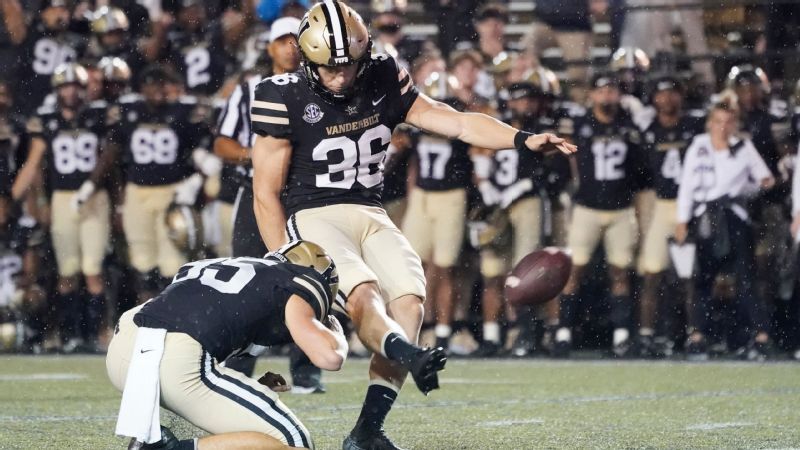Final-second area aim lifts Vandy to victory
