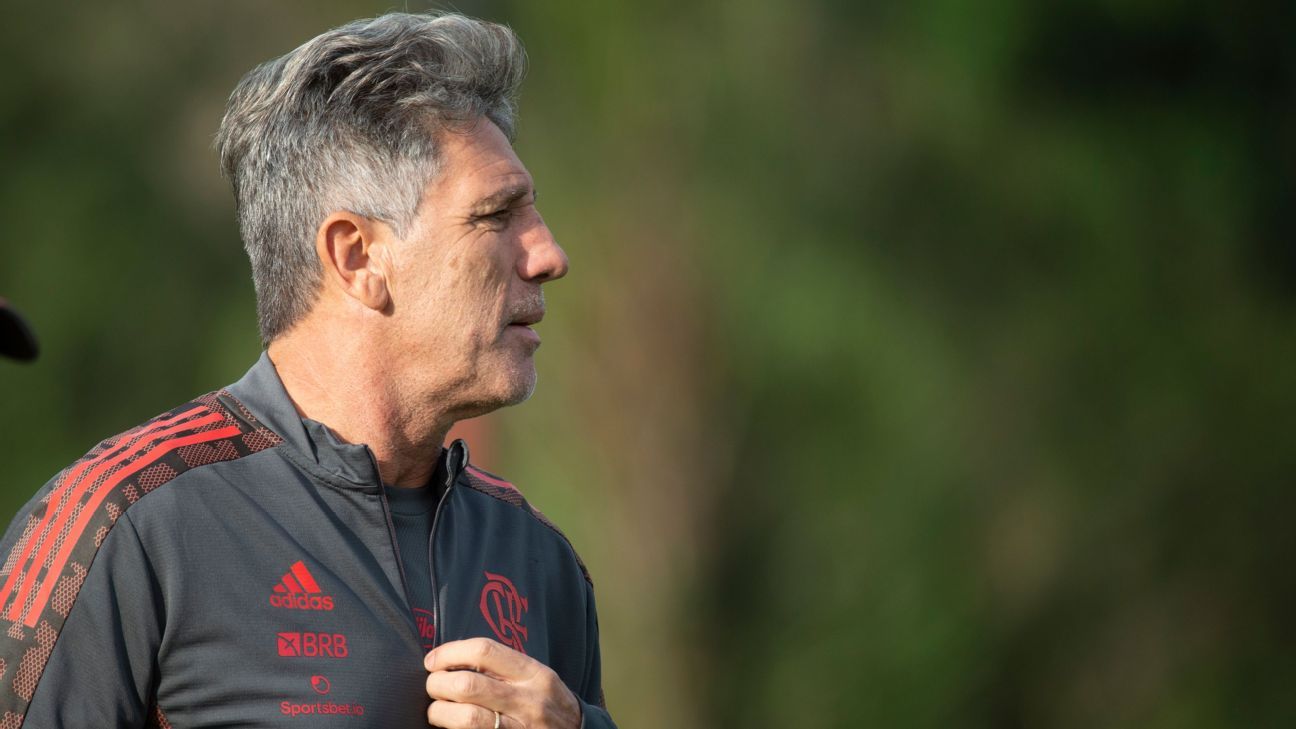 Renato deve escalar time inédito e que pode ter até improvisação pelos desfalques
