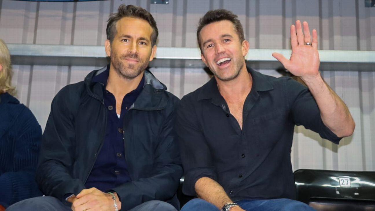 Wrexham owners Ryan Reynolds, Rob McElhenney see first game, team loses