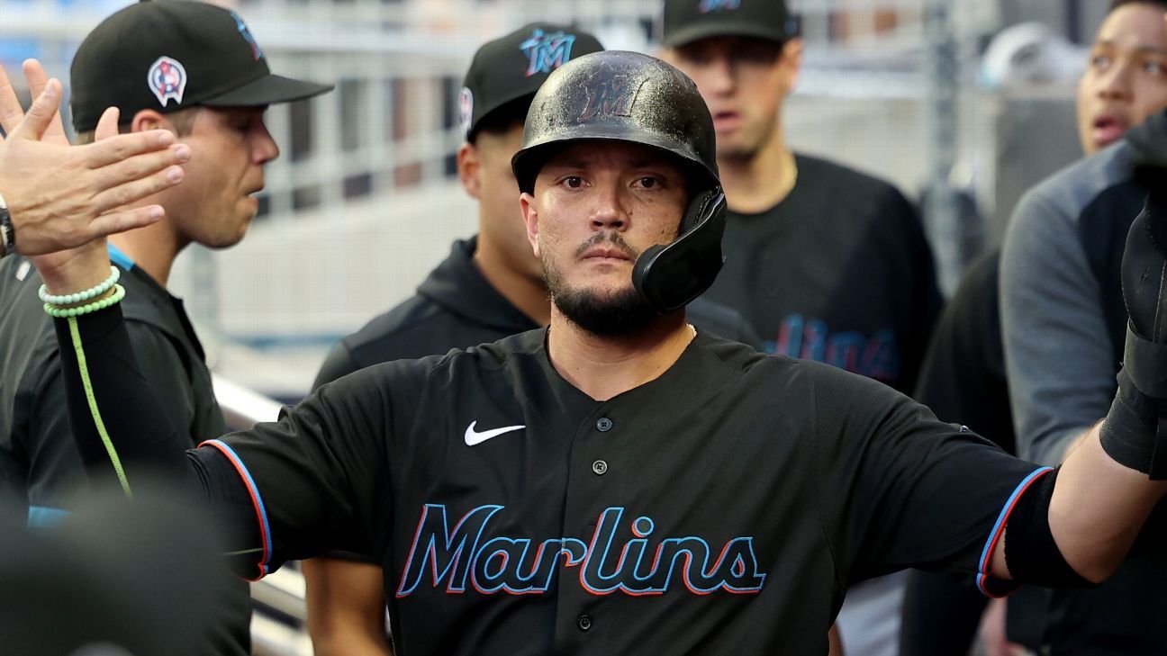 Dodgers acquire Miguel Rojas from Marlins, adding infield depth – Orange  County Register