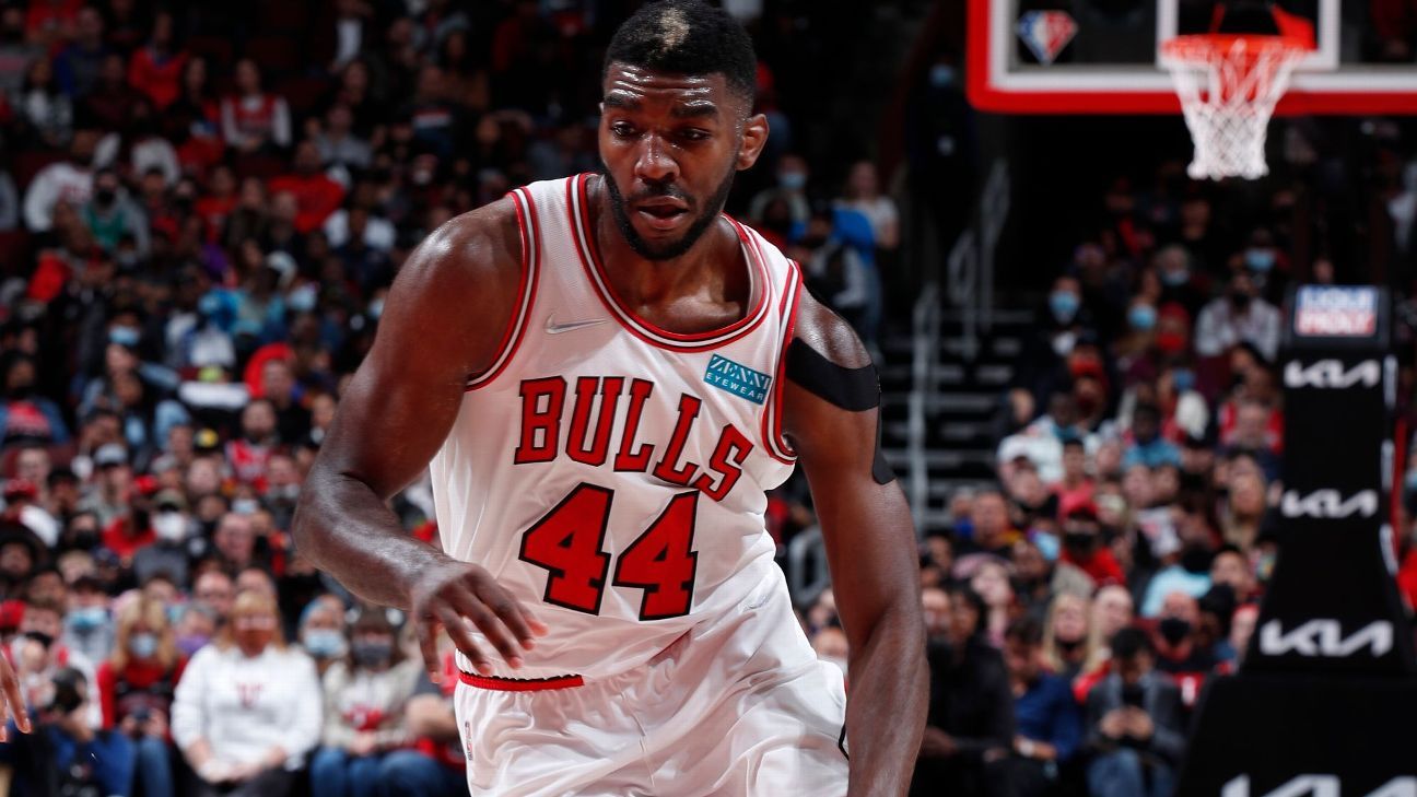 Chicago Bulls F Patrick Williams to have surgery for dislocated wrist, expected to miss rest of regular season