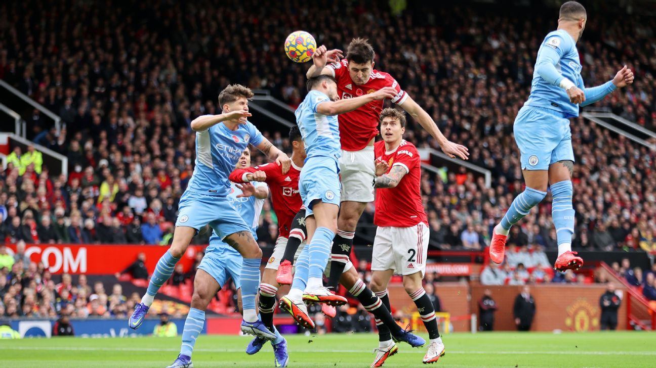 ï»¿Follow LIVE: The Manchester derby