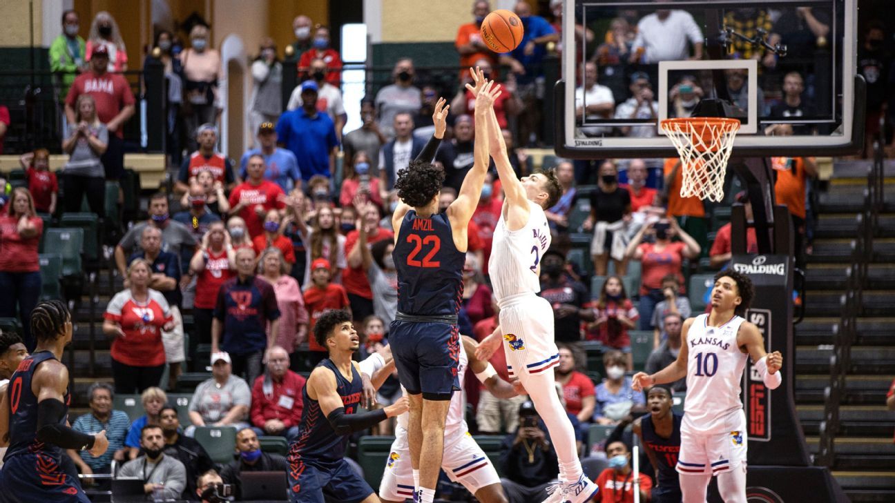 Dayton stuns No. 4 Kansas on Mustapha Amzil buzzer-beater