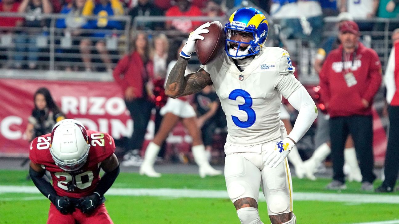 Here's which uniforms the Rams will wear against the Cardinals on Monday