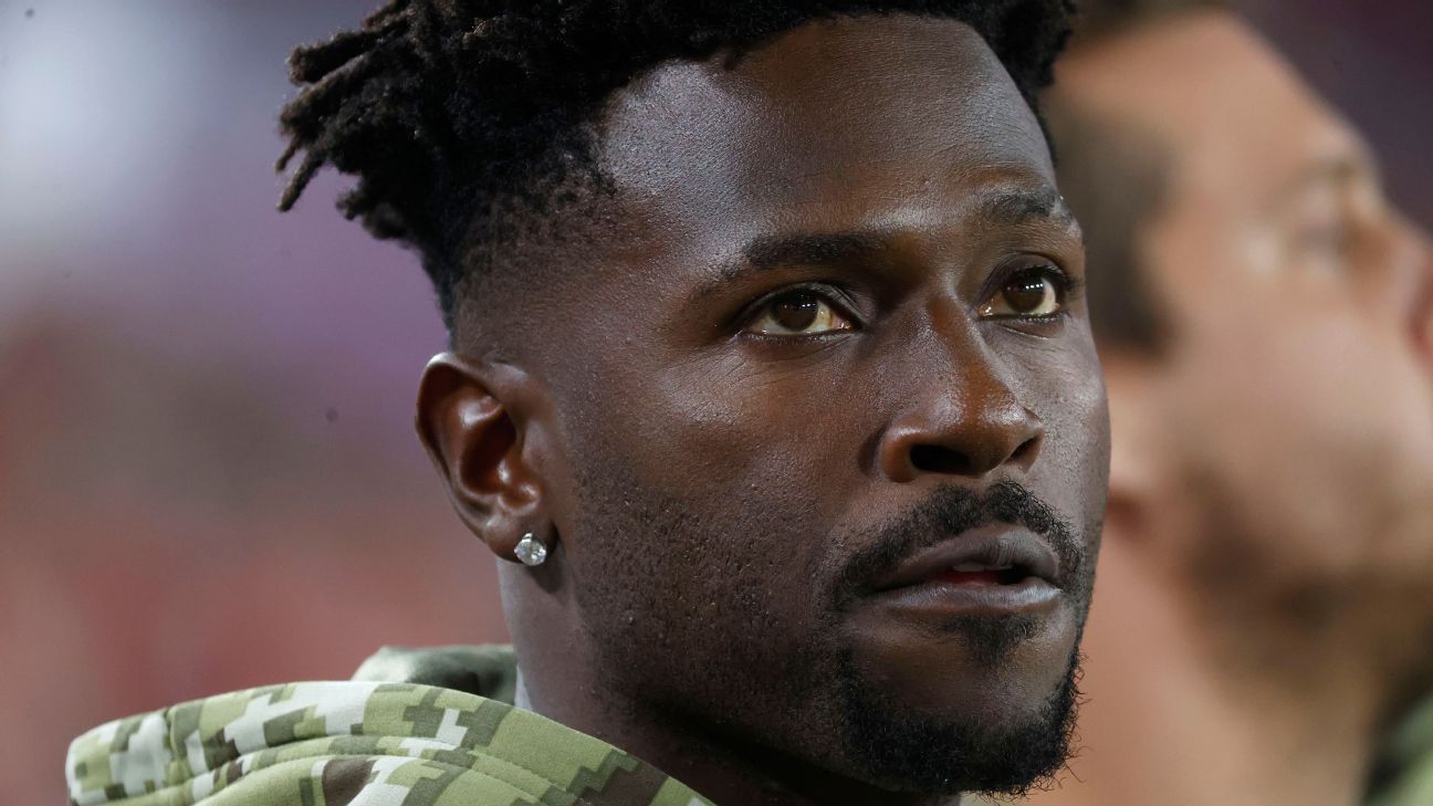 Tampa Bay Buccaneers release Antonio Brown