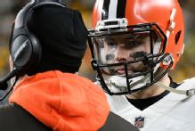 Bucs QB Mayfield takes swipe at Falcons coach Stefanski in post