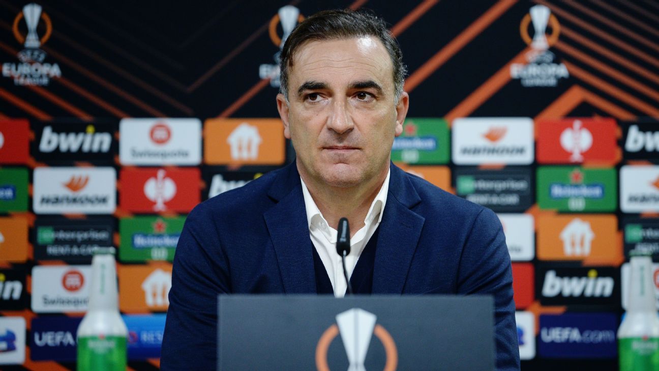 Antigo alvo de Flamengo e Atlético-MG, Carvalhal diz que ficará livre e aponta país que é sempre uma opção