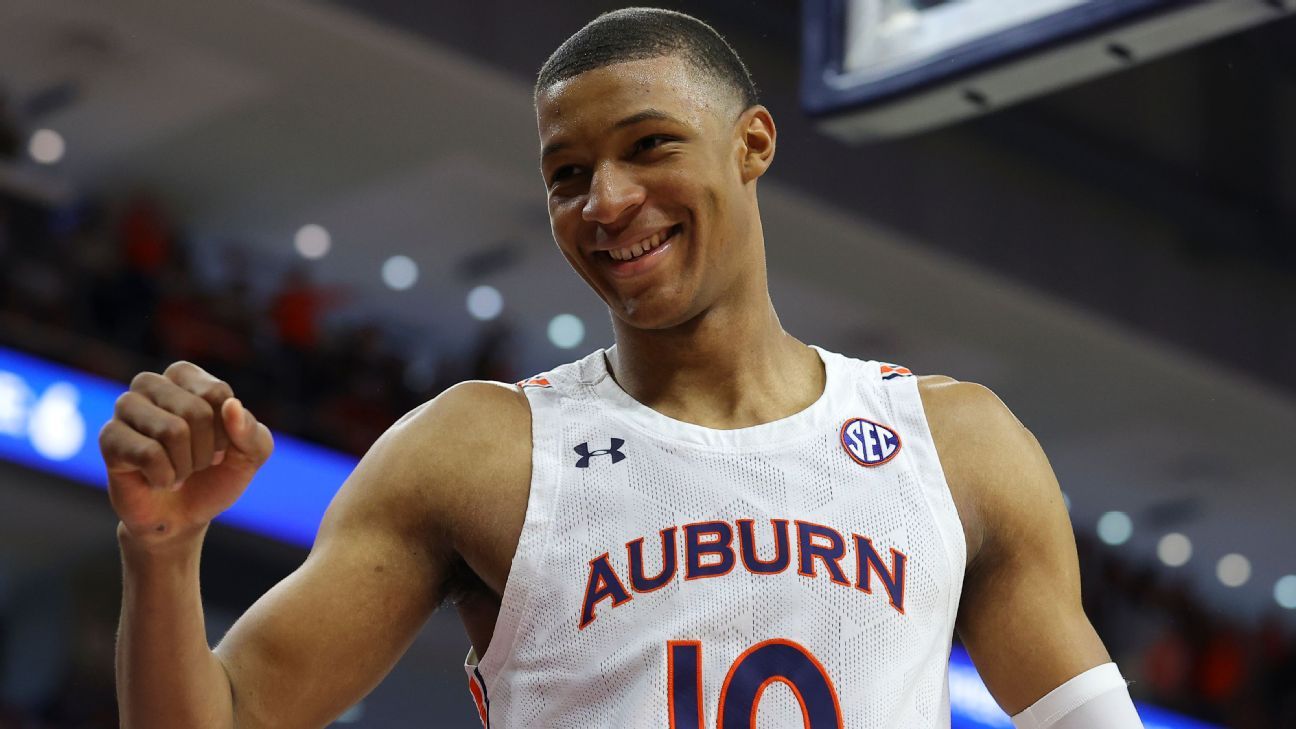 Auburn Tigers' Jabari Smith favored to be No. 1 pick in heavily bet NBA  draft - ESPN