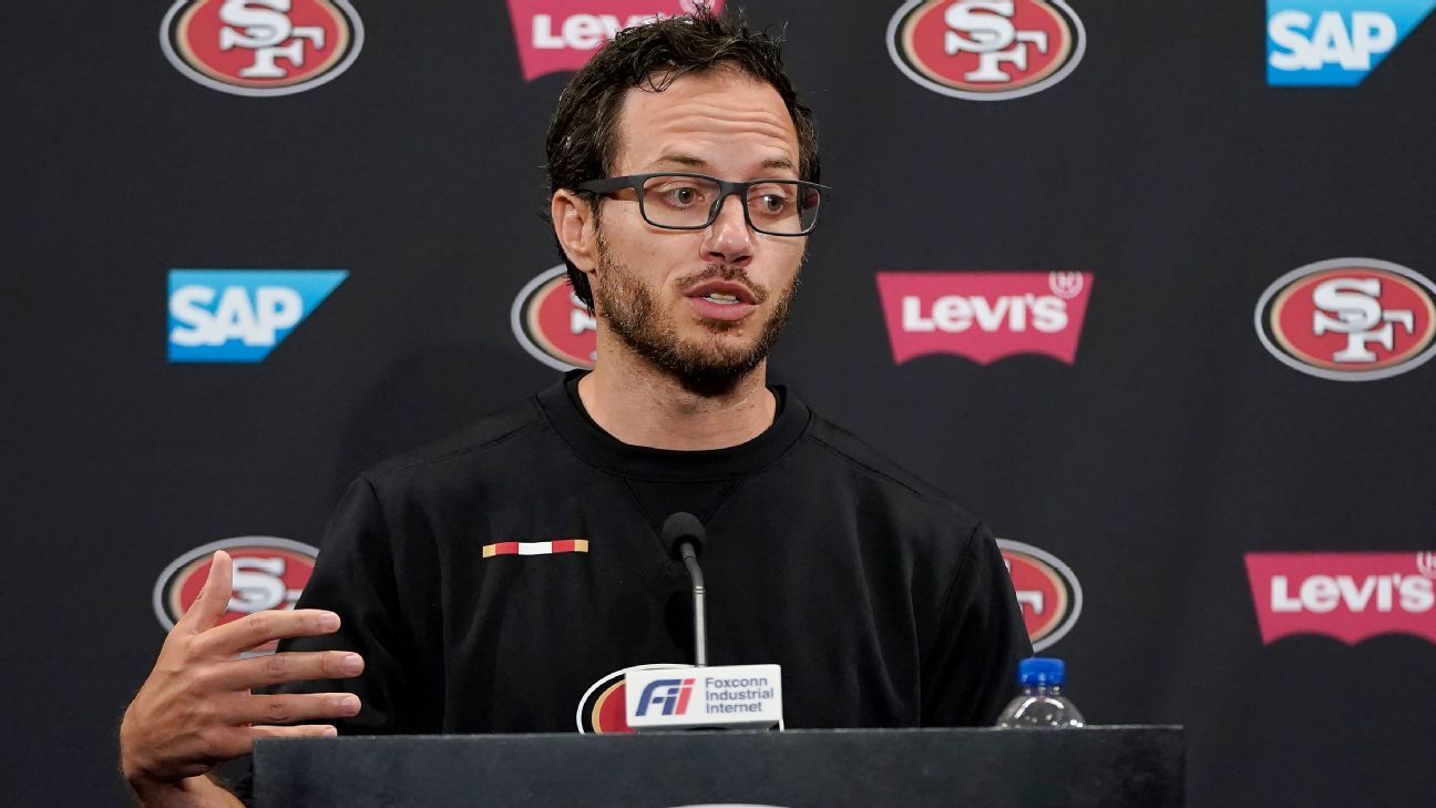 San Francisco 49ers promote from within, name Mike McDaniel OC