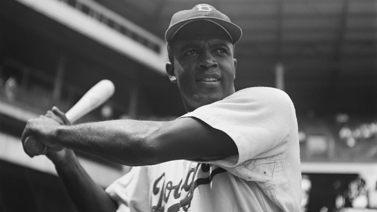 jackie robinson most famous picture