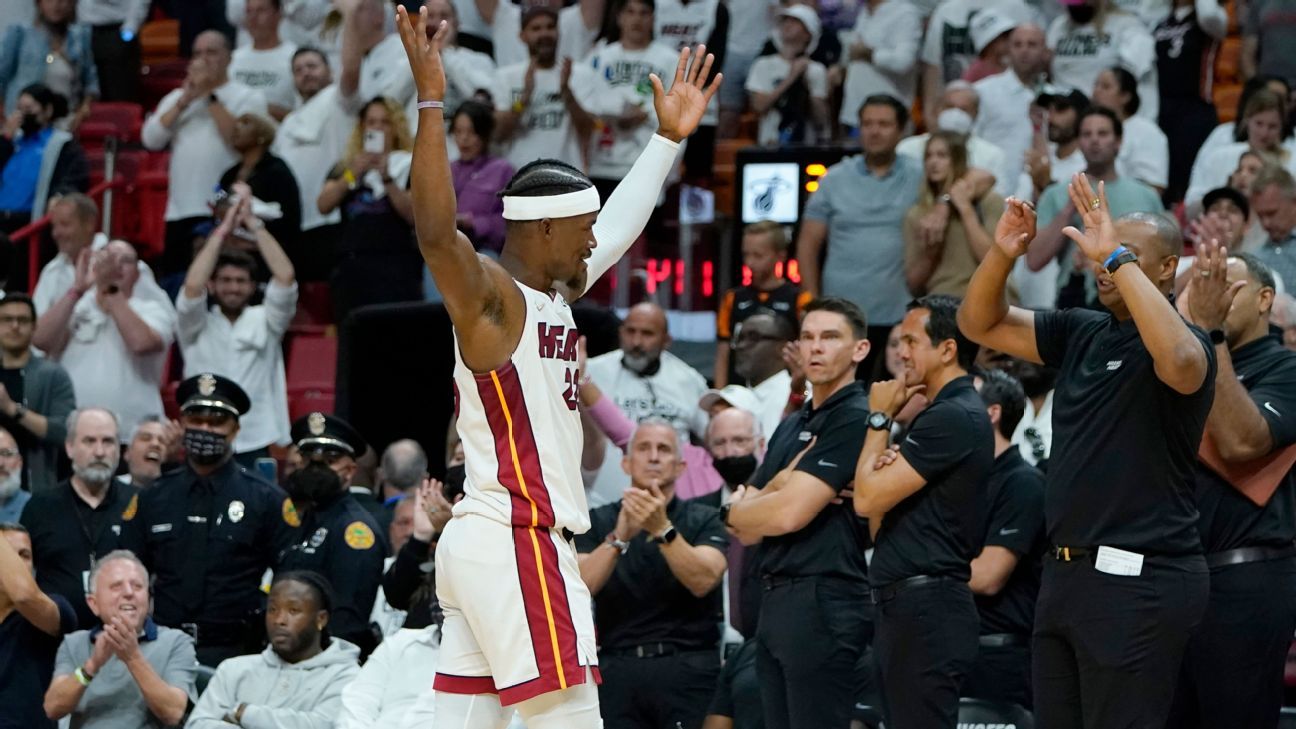 Jimmy Butler de Miami Heat anota 45 puntos en la victoria del Juego 2, dice que es un ‘jugador diferente’ de lo que era durante las abrasadoras finales de la NBA Bubble