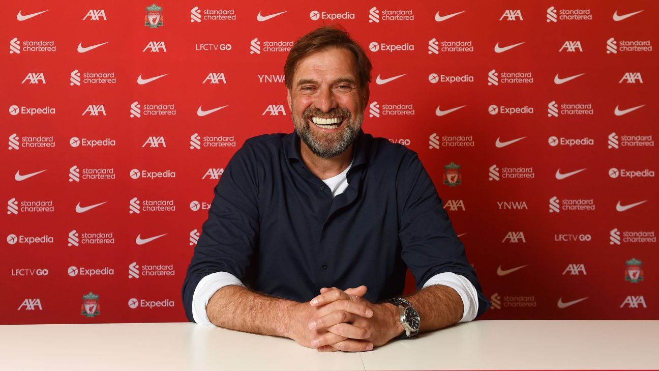 Jurgen Klopp signs Liverpool contract extension until 2026