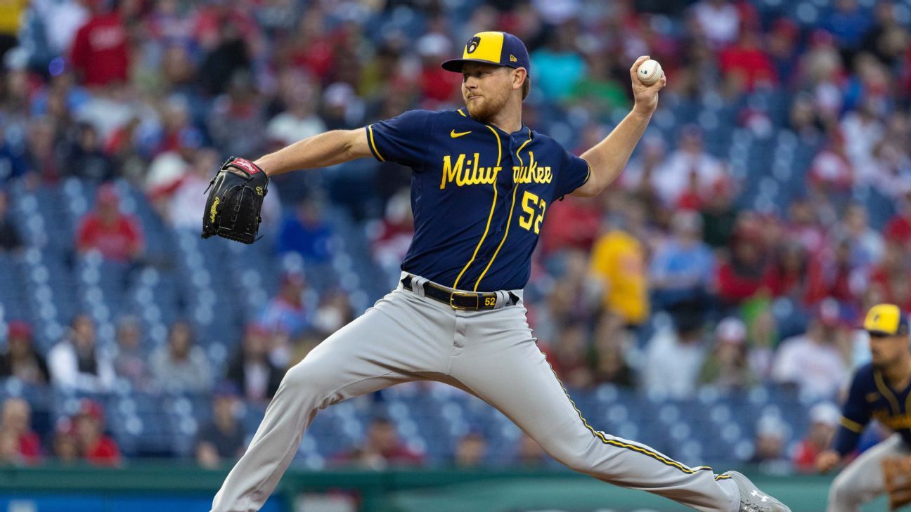 Brewers’ Lauer leaves loss with elbow soreness