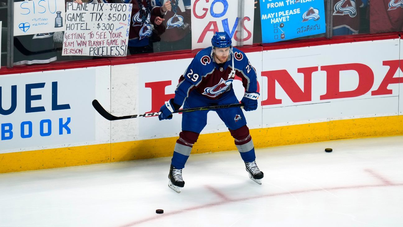 Colorado Avalanche's Nathan MacKinnon laments 'really bad' team performance in G..