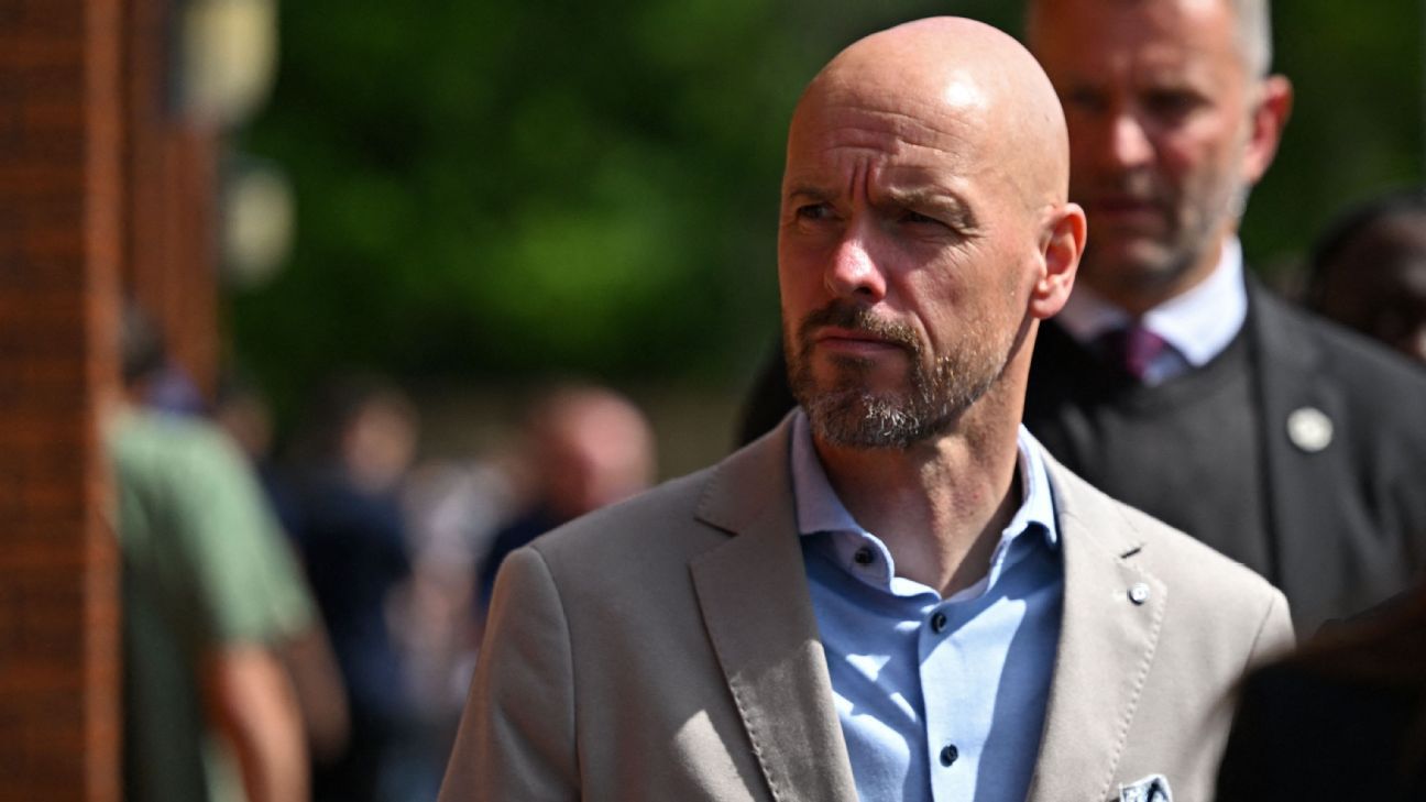 Erik ten Hag's task at Manchester United: Secure Champions League football, unit..