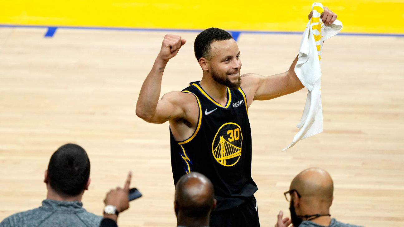Golden State Warriors' Stephen Curry wins inaugural Magic Johnson Western Confer..