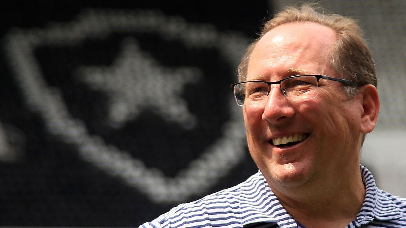 Textor manifesta-se sobre confronto entre Botafogo e Palmeiras na Libertadores.