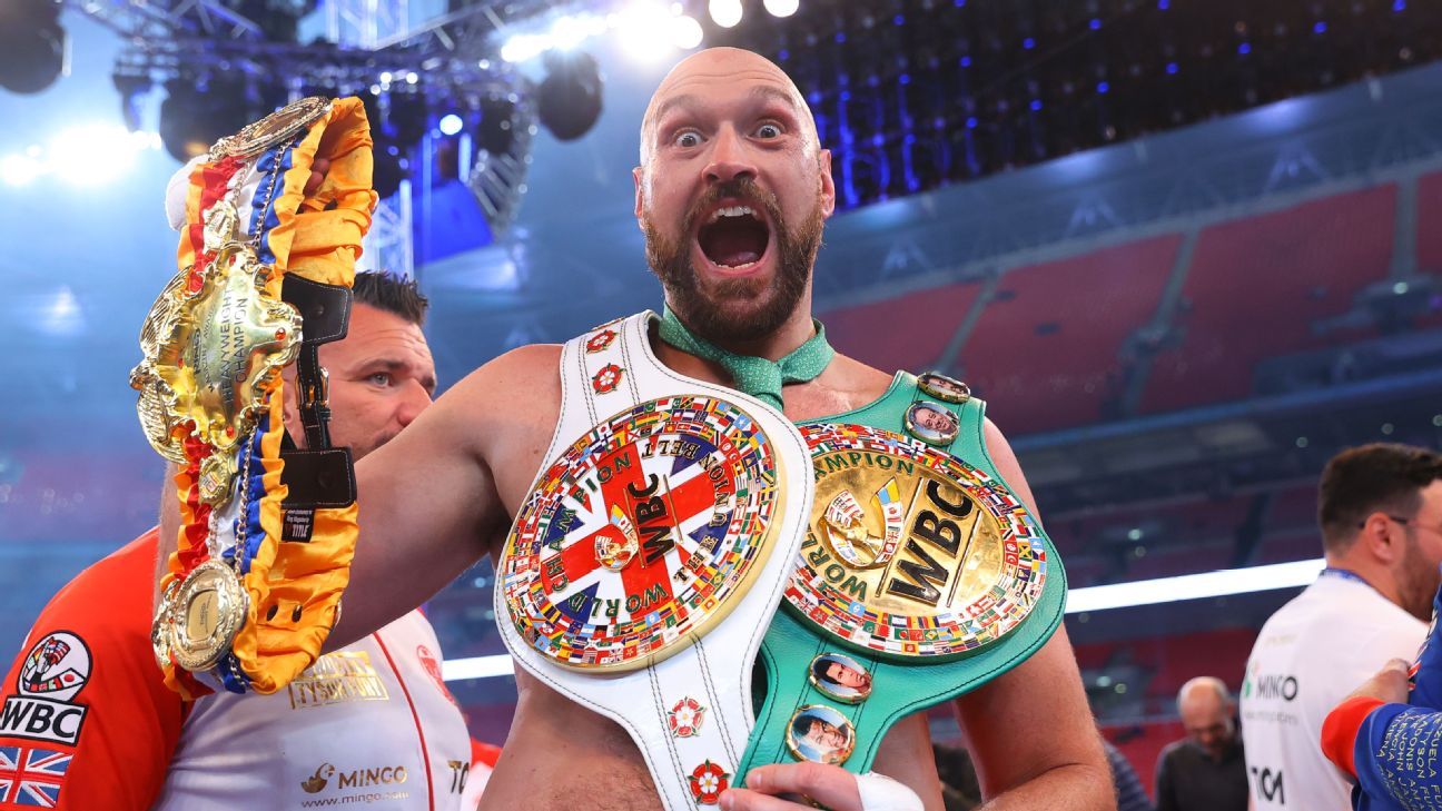 Heavyweight boxing champ Tyson Fury, after saying he'd retire, wants to fight De..
