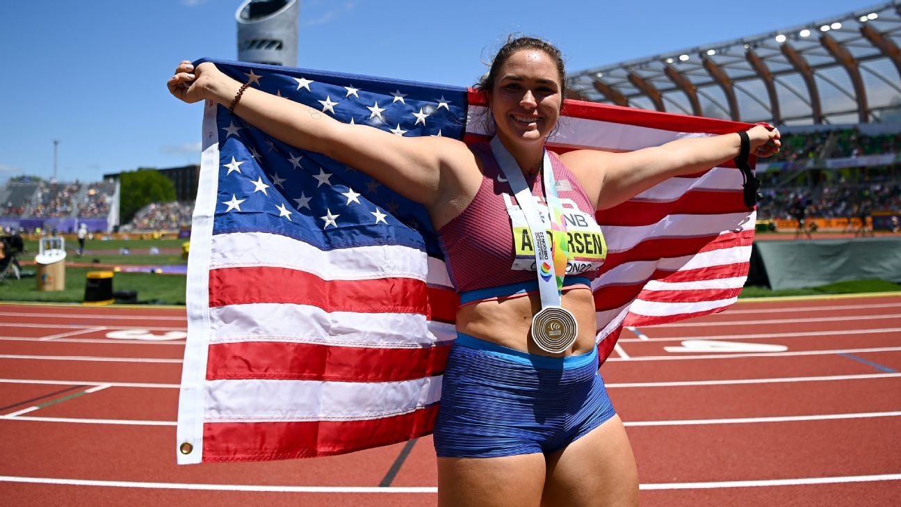 People Brooke Andersen, Janee’ Kassanavoid take gold, bronze in hammer throw at world championships