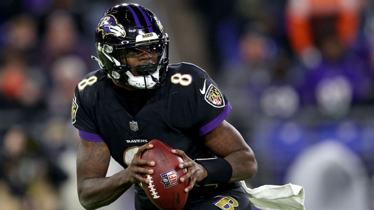 Lamar Jackson turned down Baltimore Ravens' contract offer believed to be  worth about $250 million, sources say - ESPN
