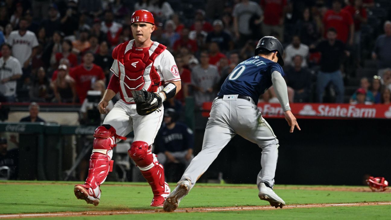 Angels News: Max Stassi Believes Changing Catching Stance Is 'Really Going  To Help