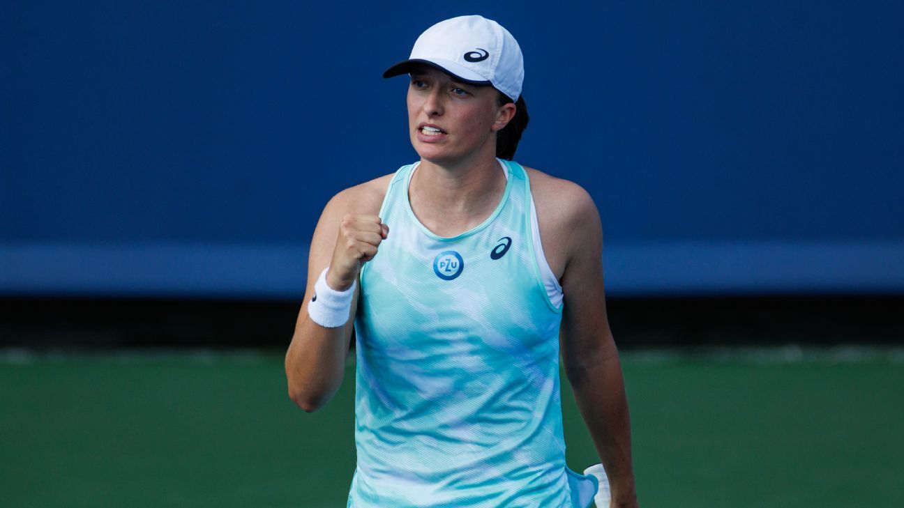 Top-ranked Iga Swiatek questions why US Open still uses different tennis balls f..