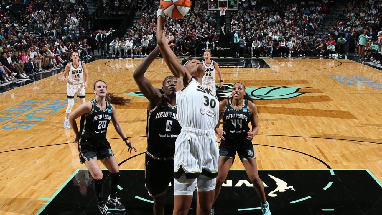Chicago Sky oust New York Liberty, reach WNBA semifinals with hopes of
