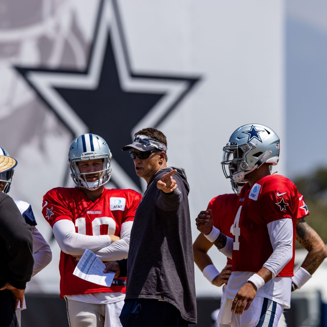Dak Prescott won't go on IR, has 'real chance' for quick ... - ESPN