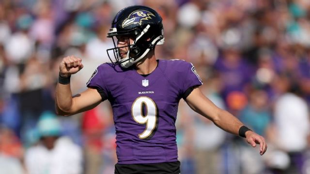 Sources: Chiefs sign former Ravens kicker Justin Tucker to practice squad