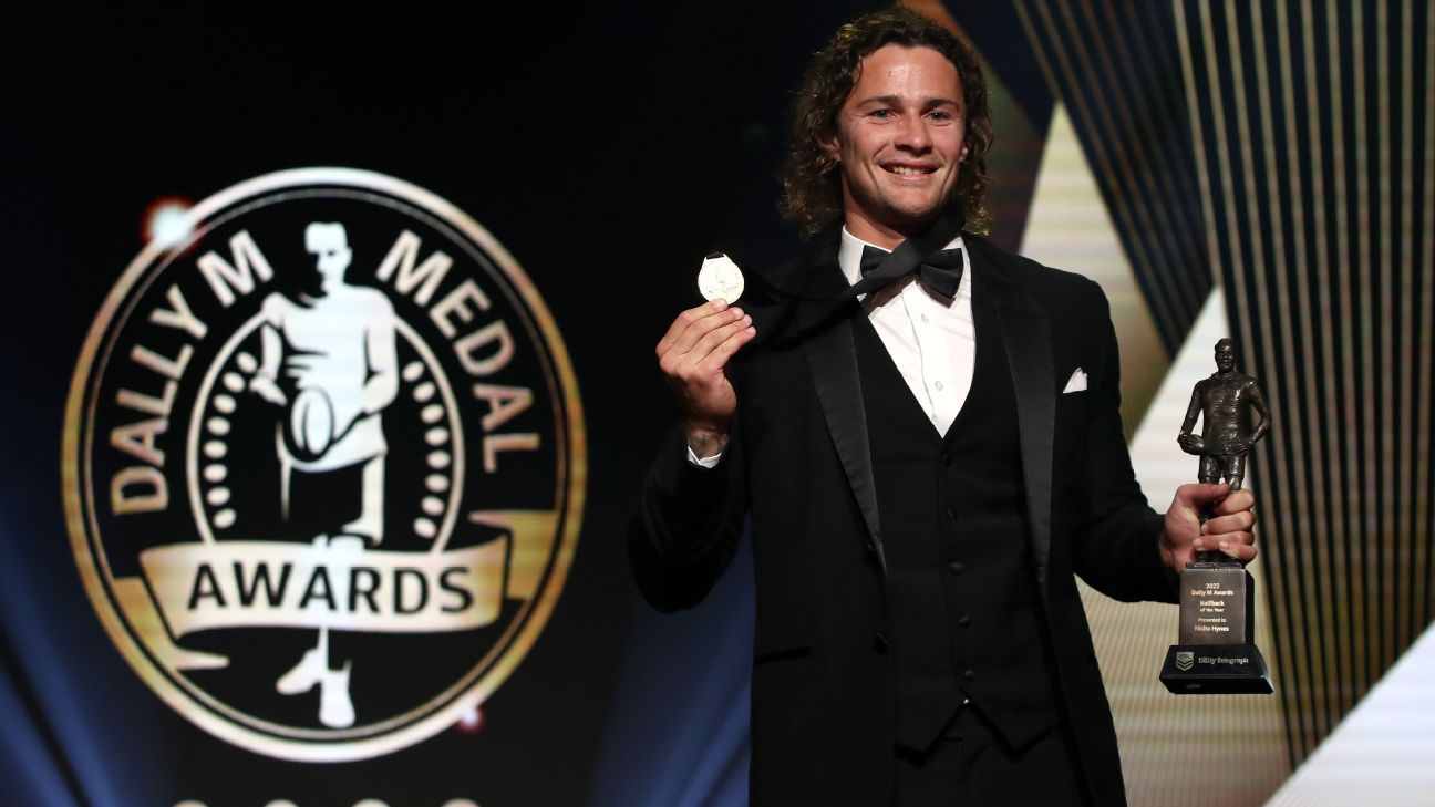 nrl-cronulla-sharks-nicho-hynes-wins-dally-m-medal