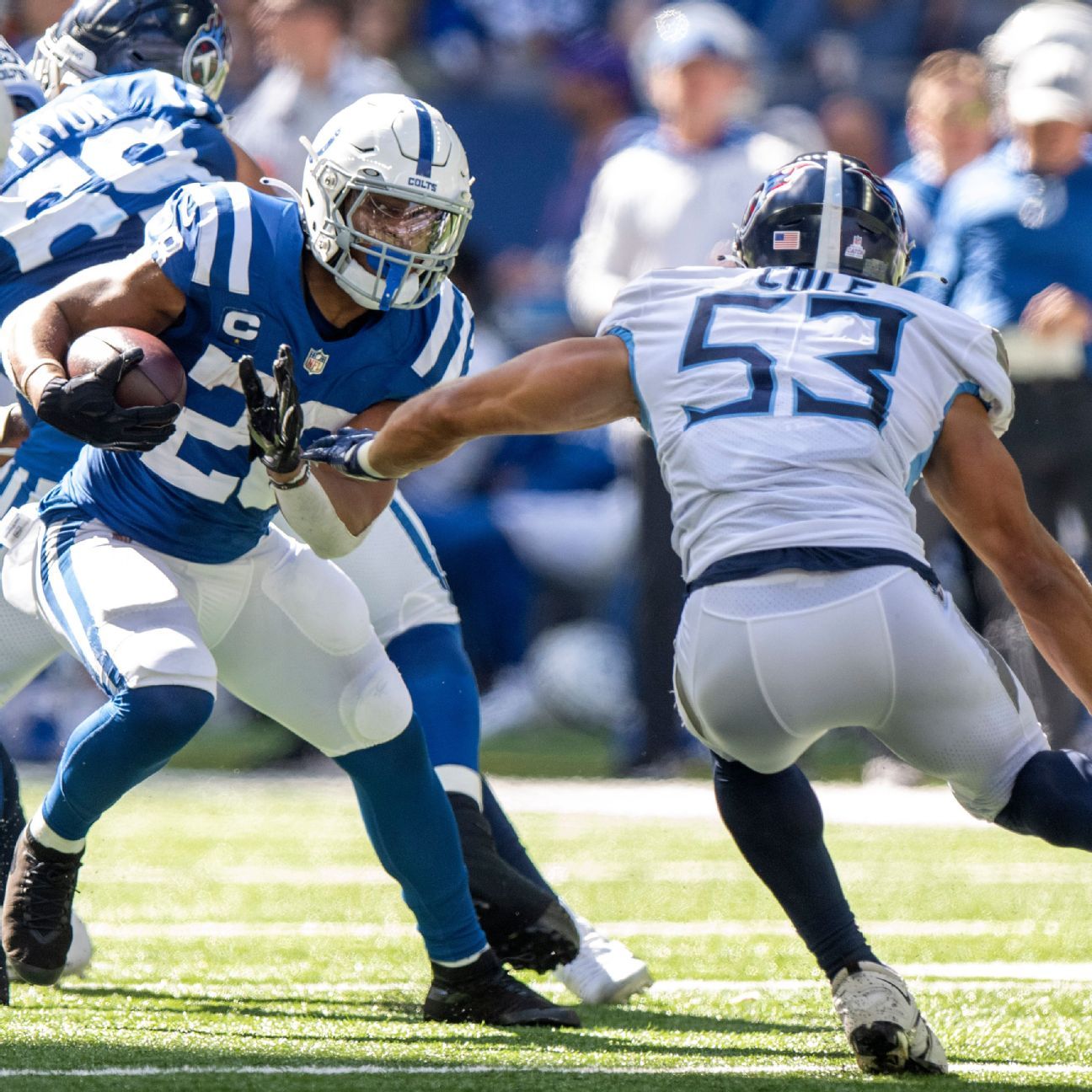 Colts' LB Shaquille Leonard in concussion protocol; RB Jonathan