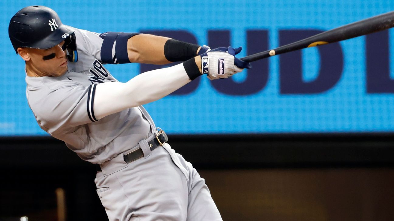 Yankees' Aaron Judge sets new American League record with 62nd home run -  ABC News