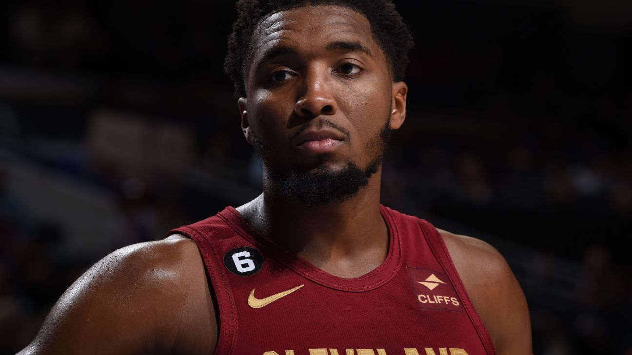 Donovan Mitchell - Cleveland Cavaliers Shooting Guard - ESPN (UK)