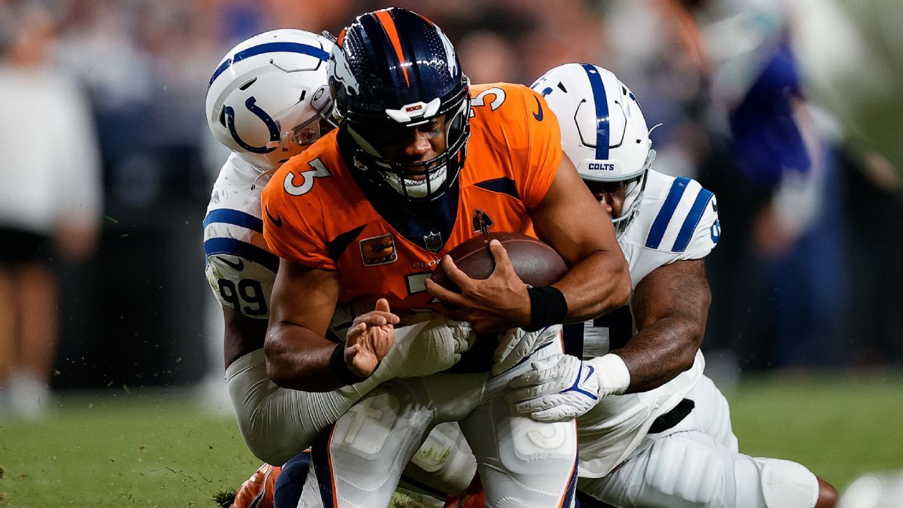 Broncos' Russell Wilson says he 'let the team down' in OT loss