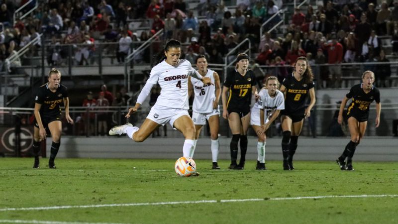 Late goals propel Georgia past Missouri - Vimarsana News